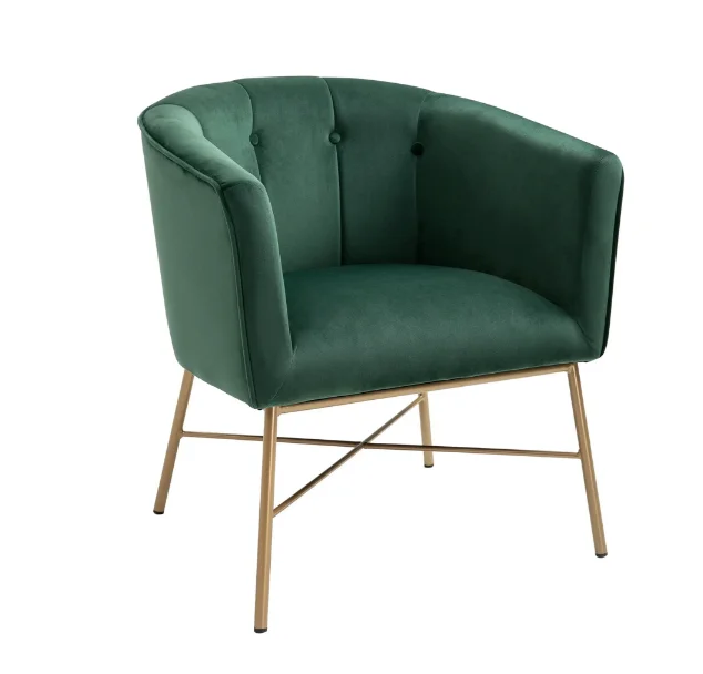 Комфортные кресла с бархатной обивкой и ножками золотым покрытием