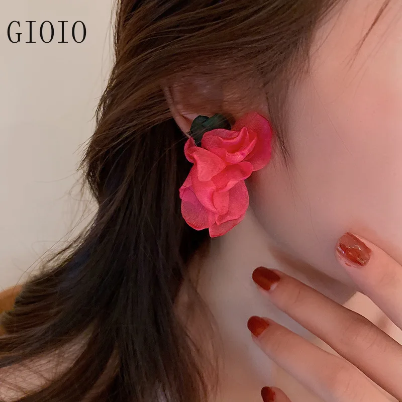 

Женские серьги-гвоздики в виде лепестков из серебра 925 пробы Earrings