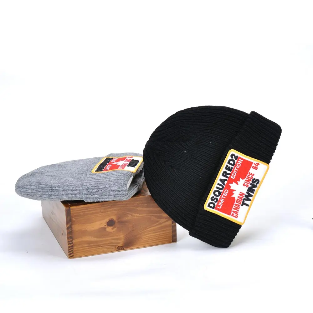 DSQUARED2 brand winter Canada style men Beanie Hat Masked Hat  warm black grey caps letter Beanie cap for men