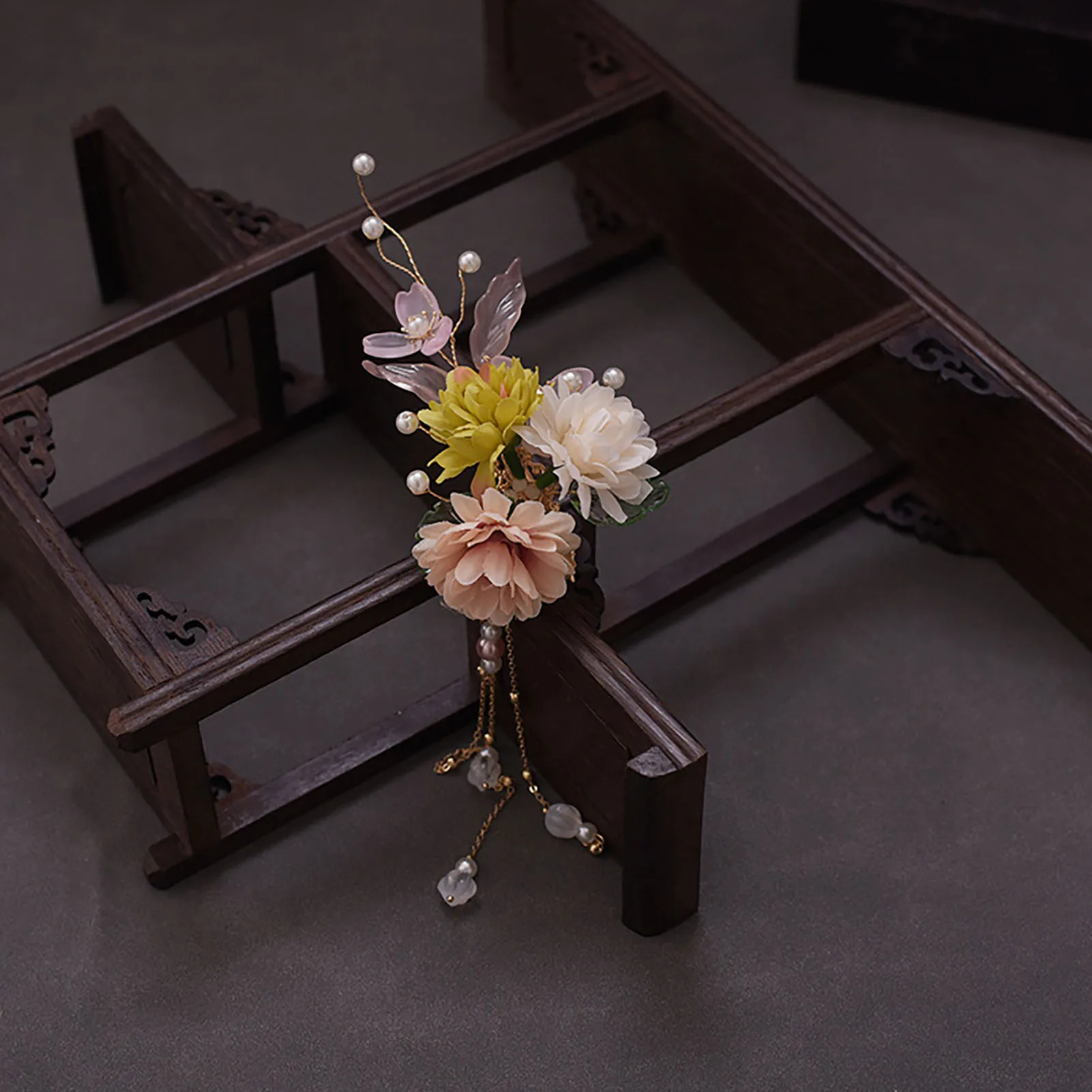 Парные Цветочные заколки для волос нежный цвет устойчивый захват цветок бахрома