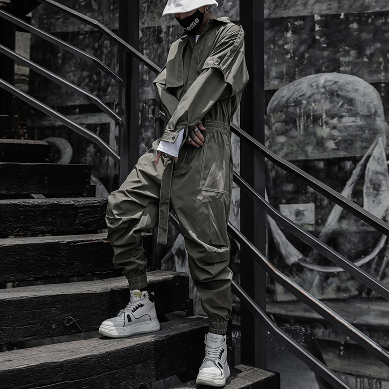 Function Tactical Cargo Overalls Men Harajuku Hip Hop Creativity Sashes Pant Man Joggers Men Trousers Streetwear