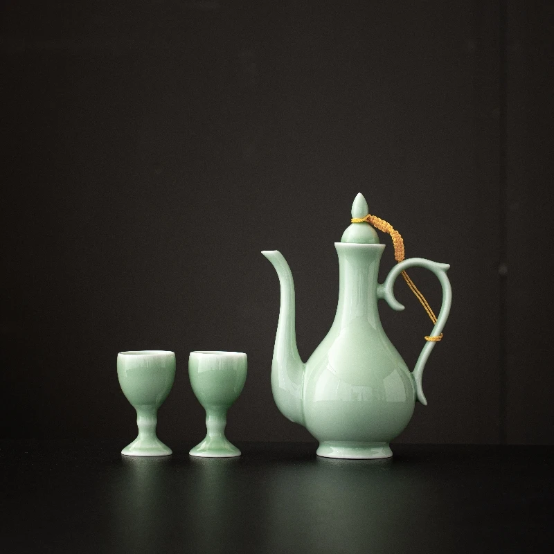 

Китайский антикварный кувшин для вина WANG NI ER QI