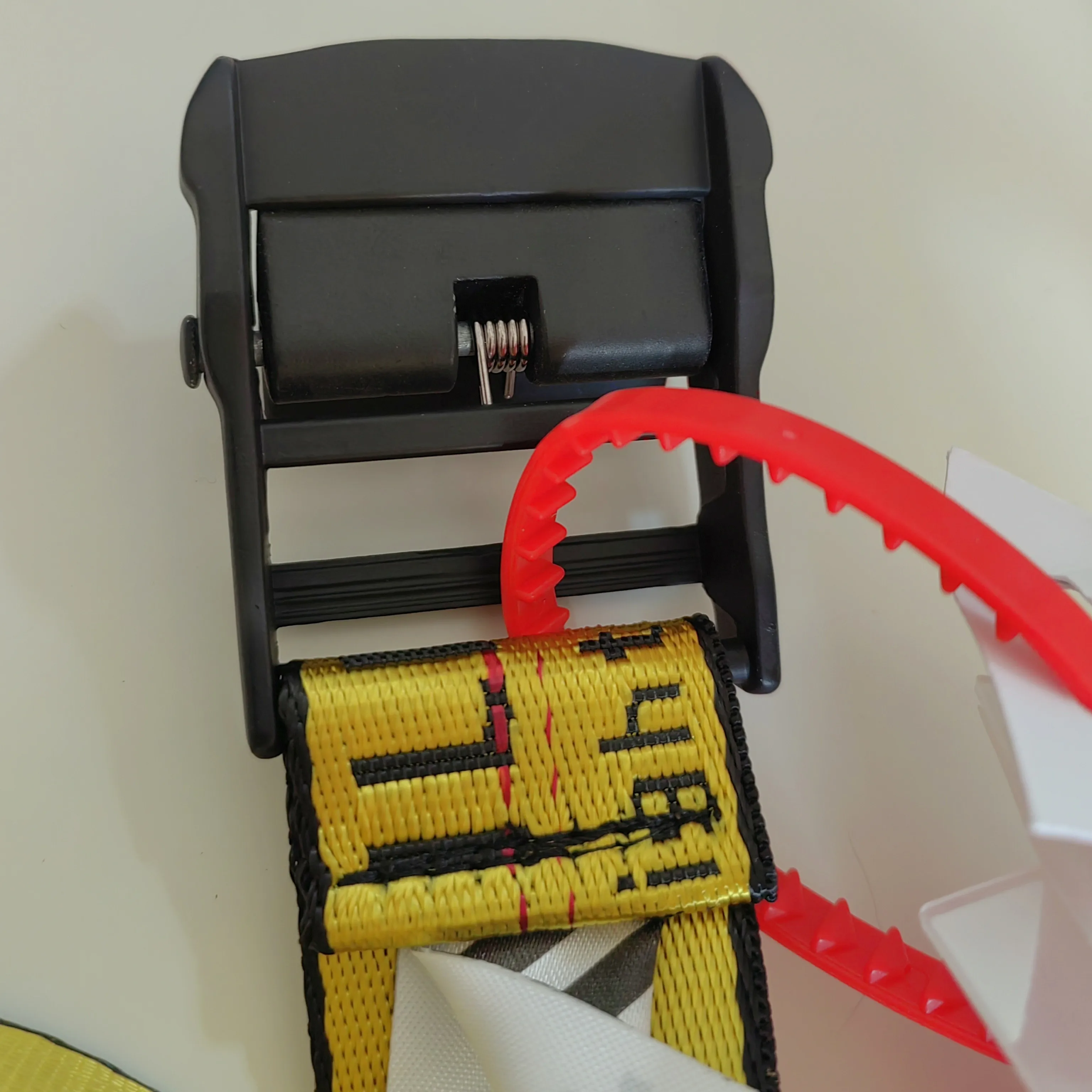 

Off New Yellow And White Color OW Belts For Men And Womens Canvas Waist Adjustable Unisex Strap Long Fashion Belt With Full