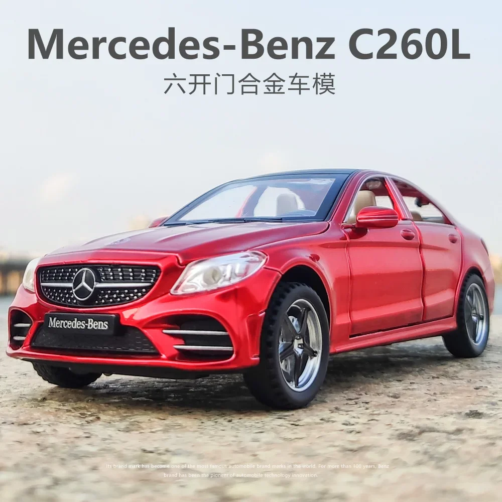 Модель автомобиля Mercedes-Benz C260L из металлического сплава в масштабе 1:32