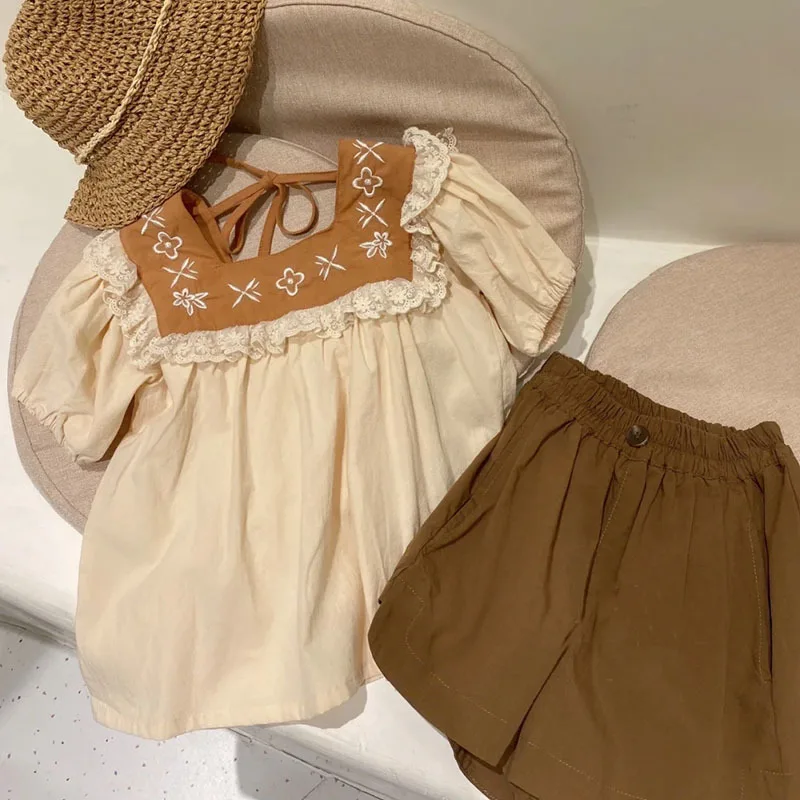 Summer girls suit Western-style lace embroidered shirt + shorts simple girl baby short-sleeved loose top two-piece set