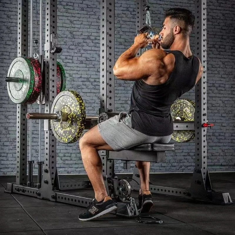 Высокорасположенное интегрированное сиденье с выдвижной блокировкой ног птицы