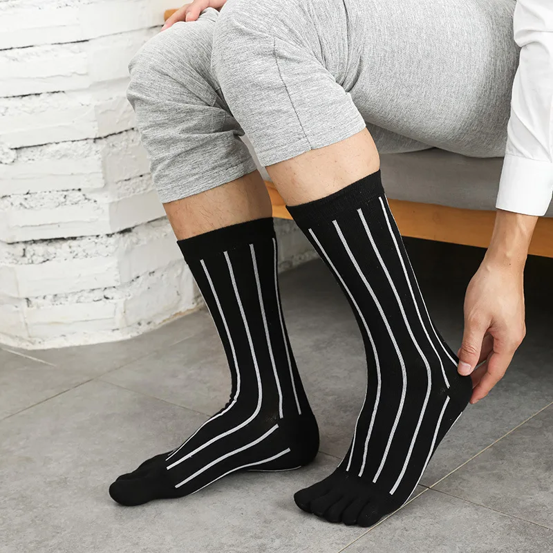 5 Pairs Men's Mid-Calf Socks with Toes Classic Black Striped Plaid Five Fingers Socks Elastic Quality Cotton Business Long Socks