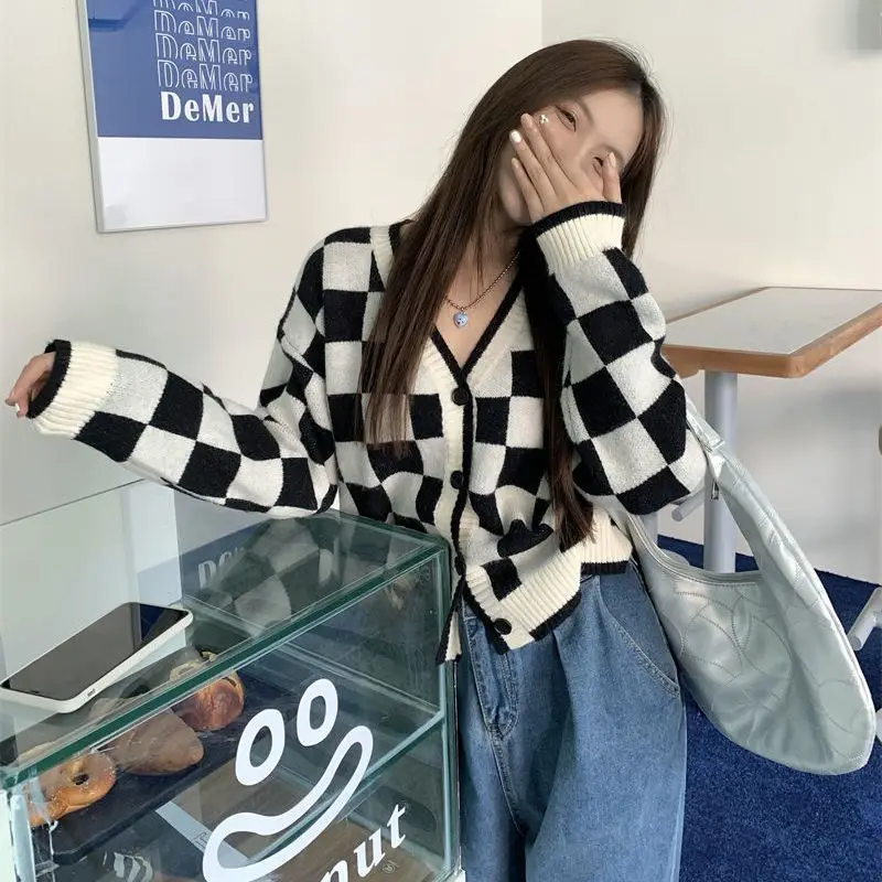 Свитер в стиле ретро ленивом женская куртка клетчатый вязаный кардиган с