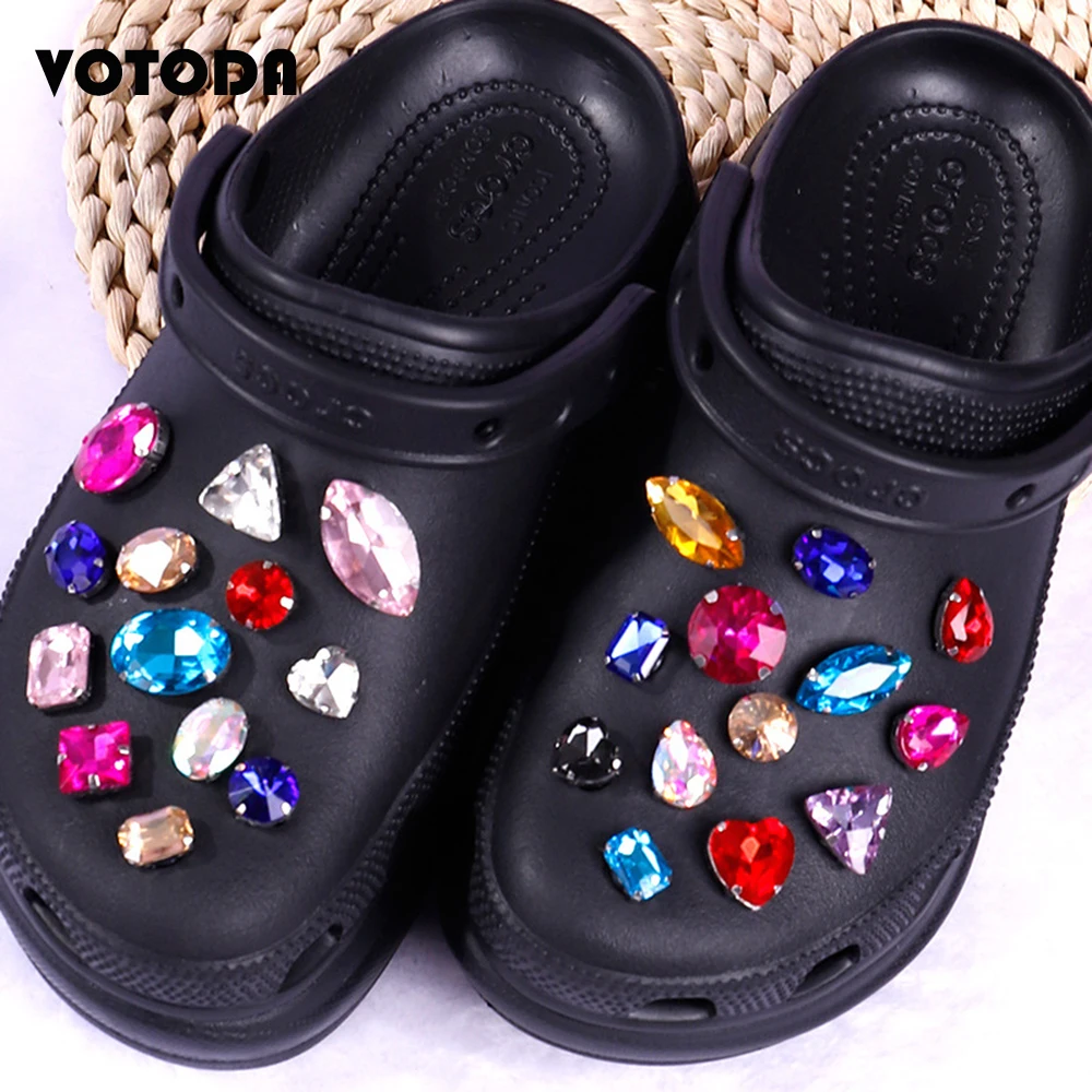 30pcs/Set Rhinestone Charm for Croc Shoe Accessories DIY Pearl Shoe Flower Bling Crystal Girl Gift Glow Clog Shoes Decaration