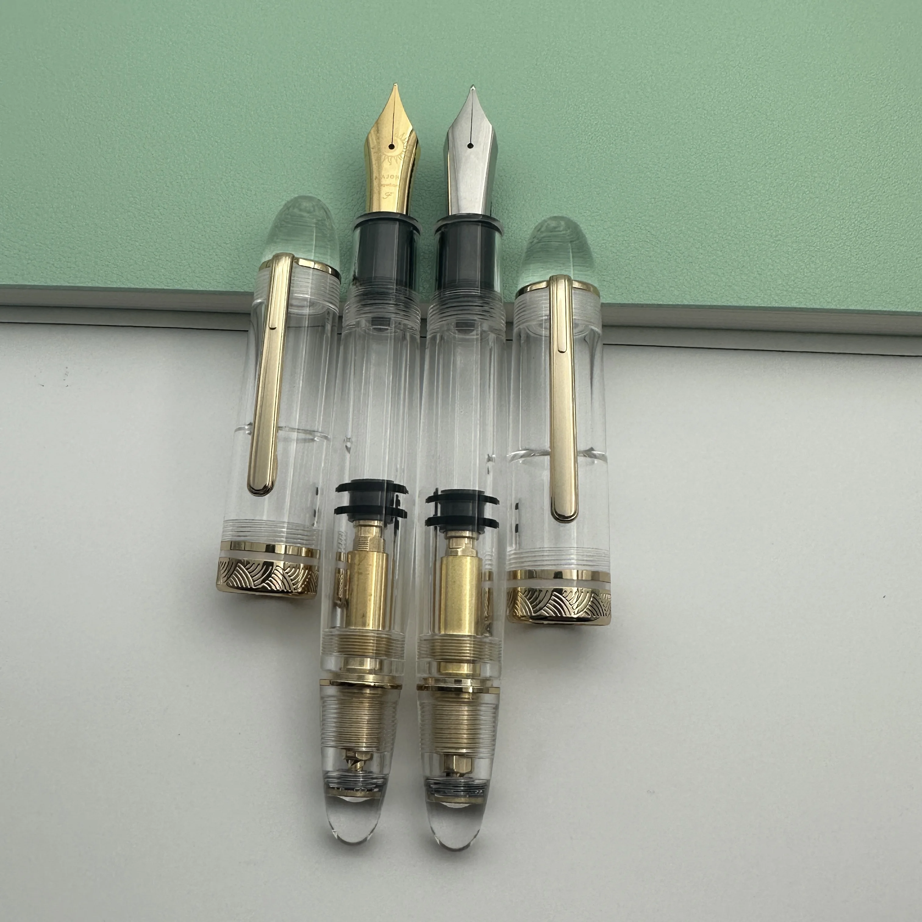 Фото Большая наконечник MAJOHN P140 BOCK NO.8 F/M, акриловый поршень, прозрачная авторучка, корму из эбонита, большая емкость, чернила для письма, роскошная ручка №1