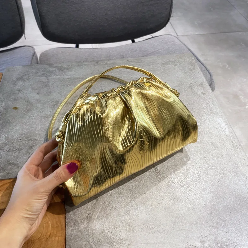2022 New Golden Cloud Bag Size Braided Dumpling Bag Clutch One Shoulder Diagonal Luxury Designer Brand Purses And Handbags