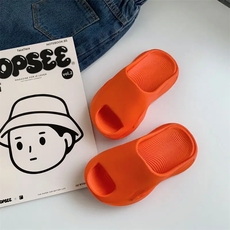 

Summer New 4cm Thick Sole Children's Slippers Children's Sandals Boys and Girls' Bathroom Slippers Baby Slippers EVA Comfortable