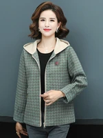 middle aged women green pink plaid jacket with beig hood patchwork imitation rabbit hair fabric hooded coat 2022 new arrival