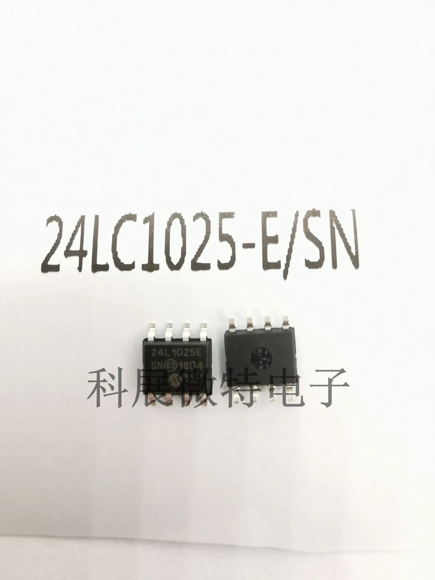 

Оригинальный Новый встроенный чип 24LC1025-E/SN 24LC1025 SOP-8