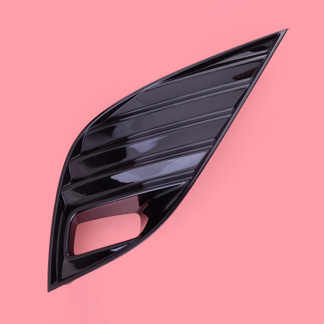 

81481-06210 передняя правая противотумансветильник фара, крышка фары, решетка радиатора, бампер с отверстием, Черный ABS, подходит для Toyota Camry SE XSE ...