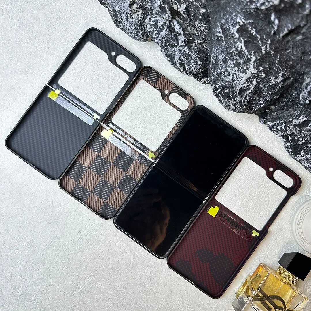 Чехол из натурального углеродного волокна для Samsung Galaxy Z Flip 6 Flip6 Матовый
