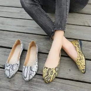 

Ladies European and American Style Snake Texture Plus Size Pointed Toe Women Single Casual Flats Dancing