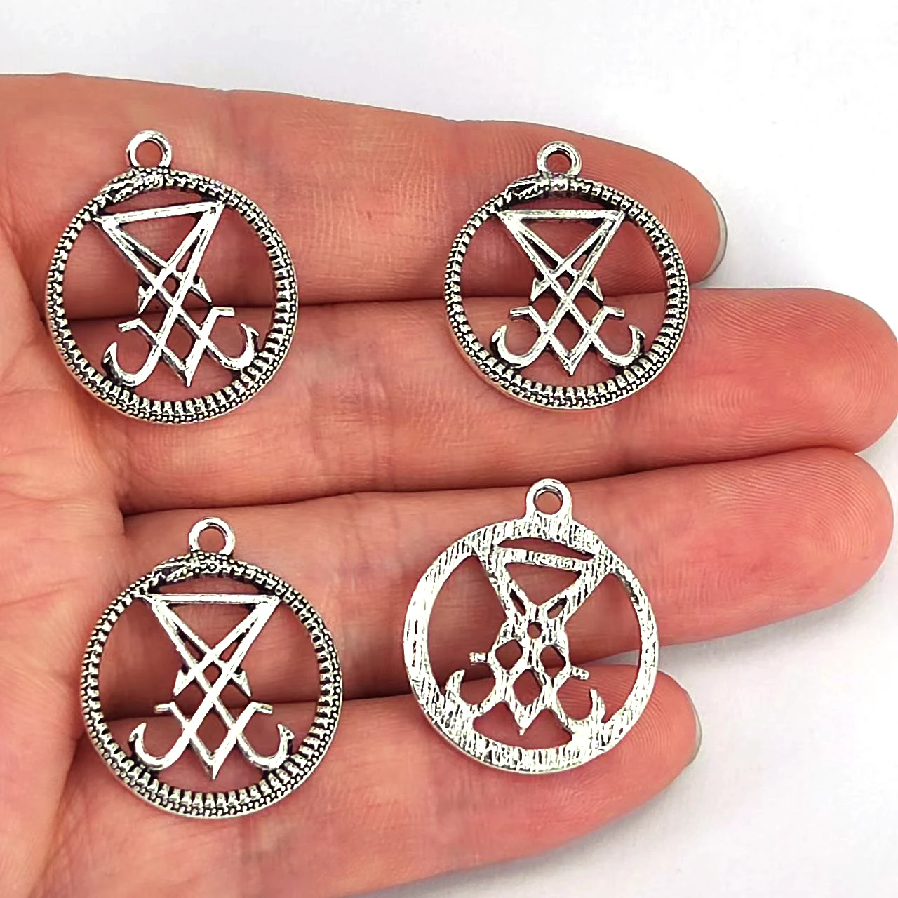 

5pcs SNAKE Seal of Lucifer Satanic Sigil of Baphomet Metal Pendant charm Gothic Dark Pagan Satan DIY Fashion Jewelry Accessories