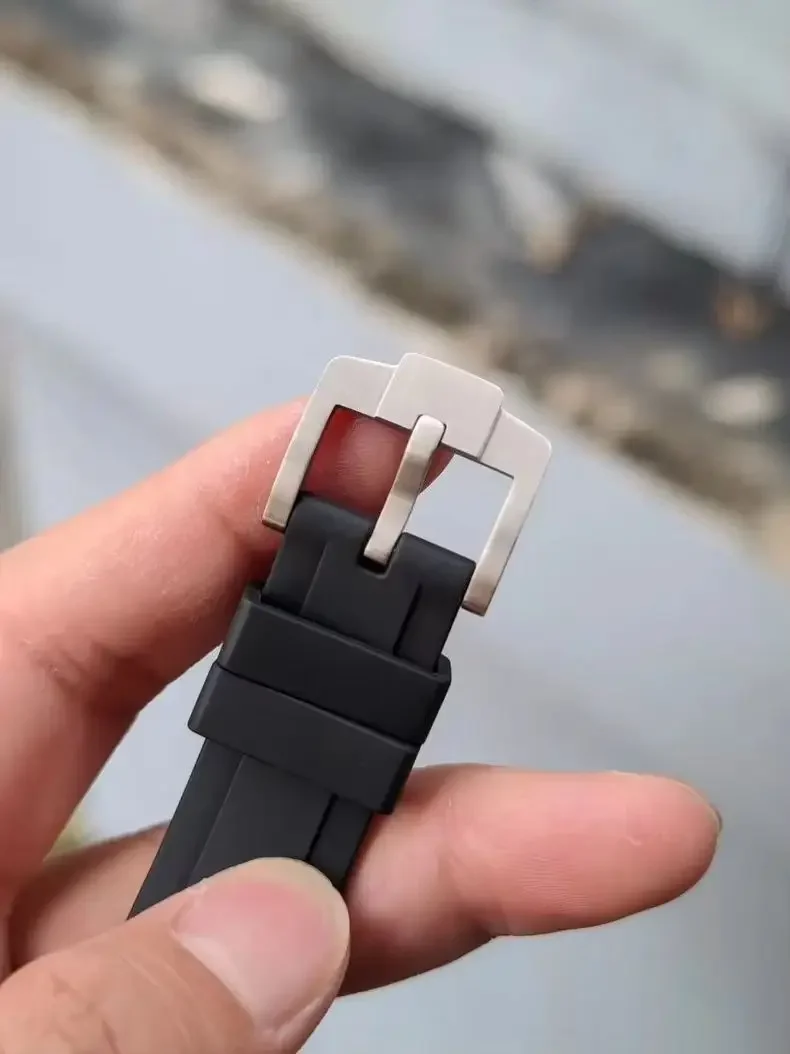 Фото Ремешок для часов Tudor 39 мм серии Pelagos Tomahawk 25407, водонепроницаемый резиновый ремешок для часов, мягкий черный цвет №4