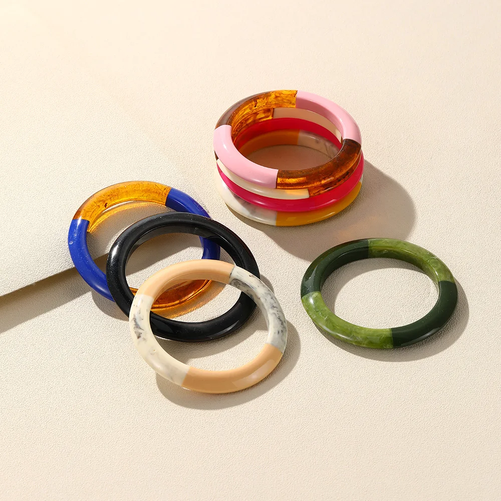 

Charm Color Mixing Round Cuff Bracelet for Women Trendy Acrylic Geometric Jewelry Vintage Bangle Bracelet for Girl Banquet Gift