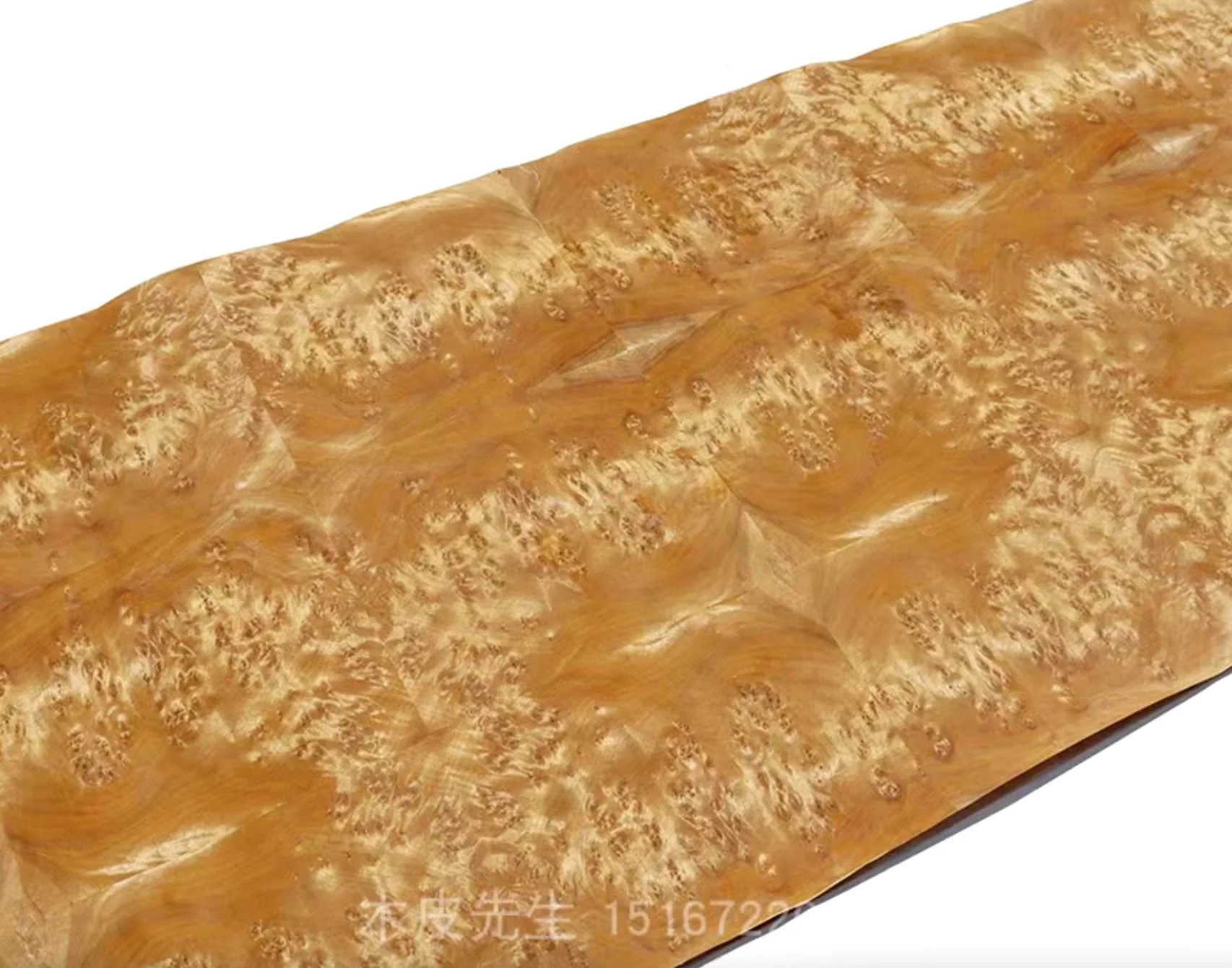 

Natural Large Piece Splicing Golden Phoebe Wood Veneer Sheets Guitar Skin L:2.5Meters Width:58cm T:0.3mm(width Kraft Paper)