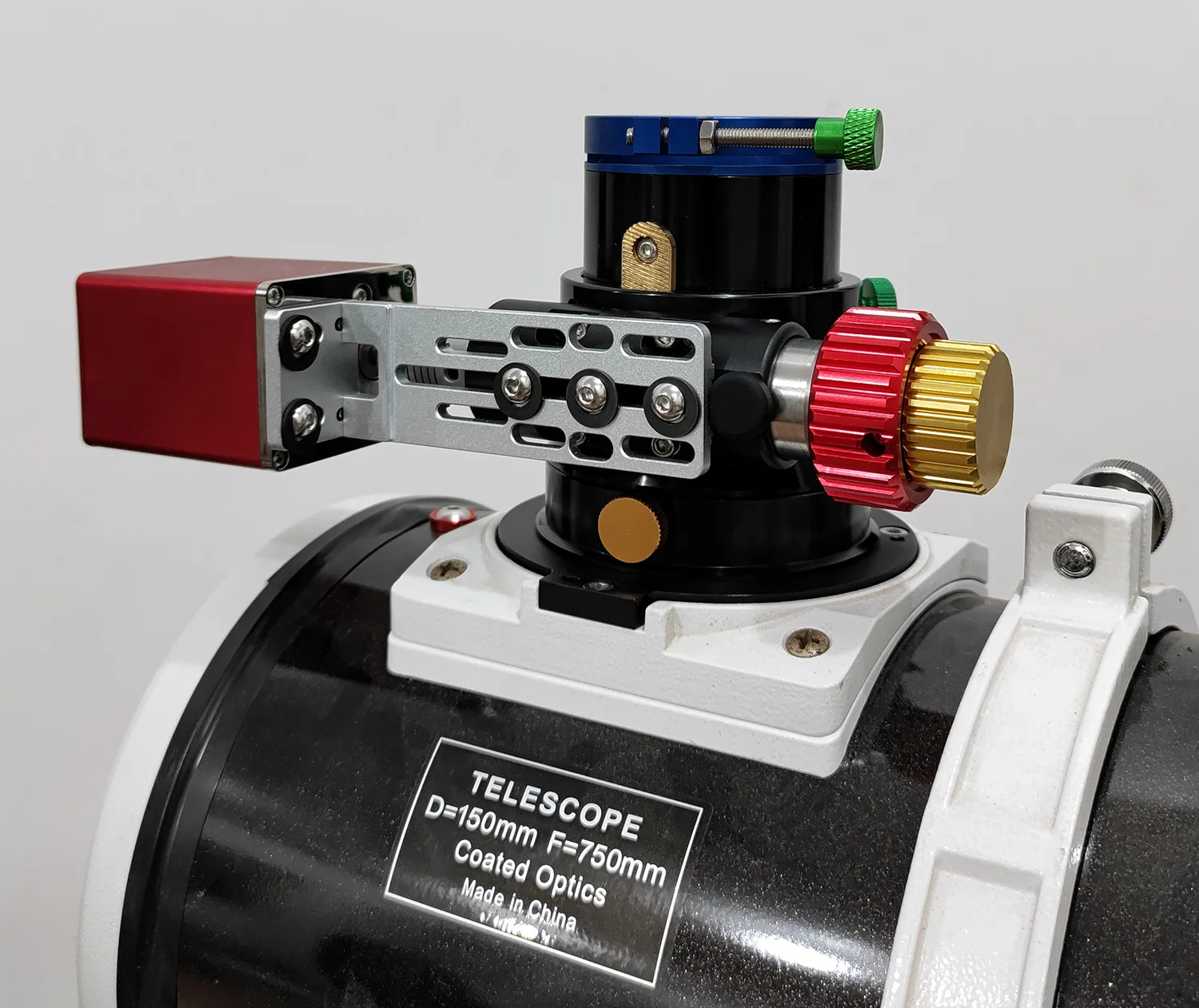 Новое 42 мм CYCK2-дюймовое двухскоростное сиденье с зубчатым фокусом SkyWatcher Little Black 150