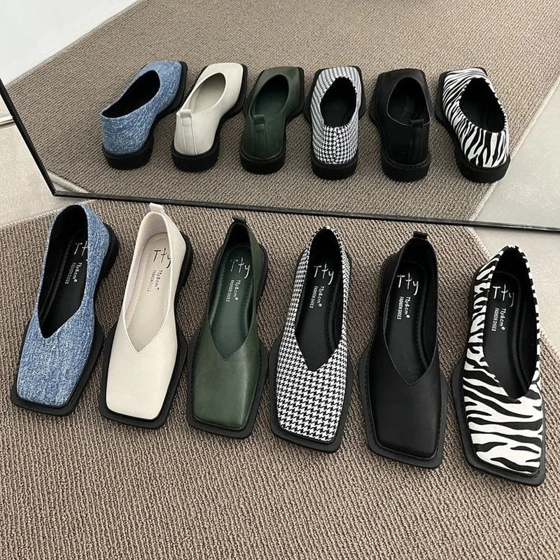 

Spring new shallow mouth single shoe women's European and American style retro stripe square head low casual flat shoes