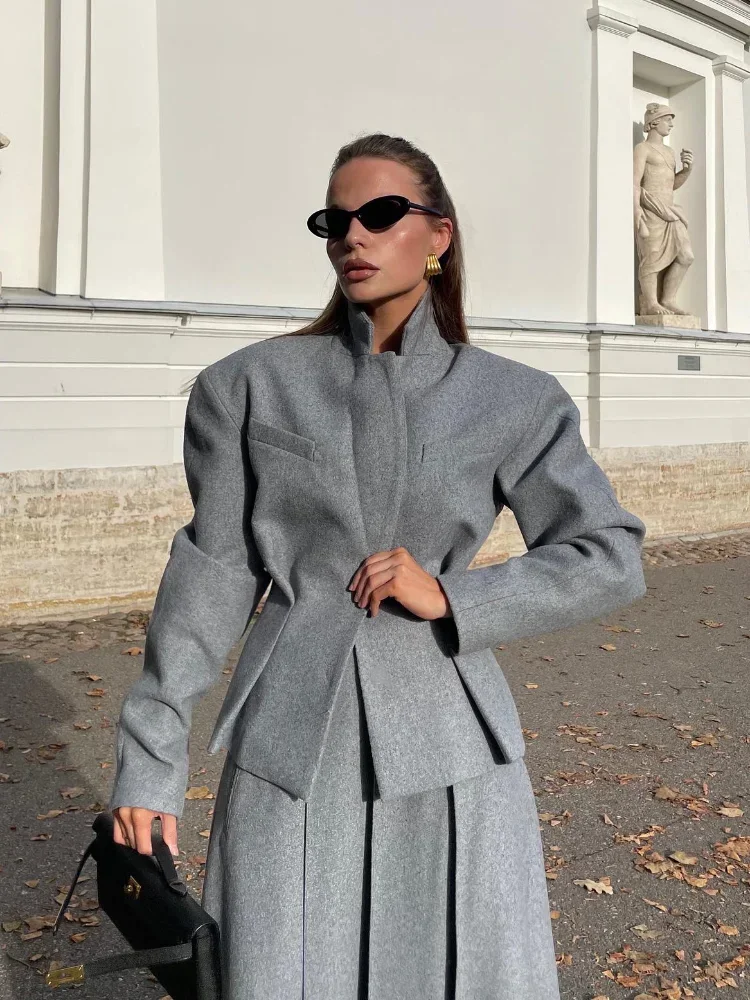 Новинка осени 2024 серый плиссированный комплект с юбкой для женщин Однотонная