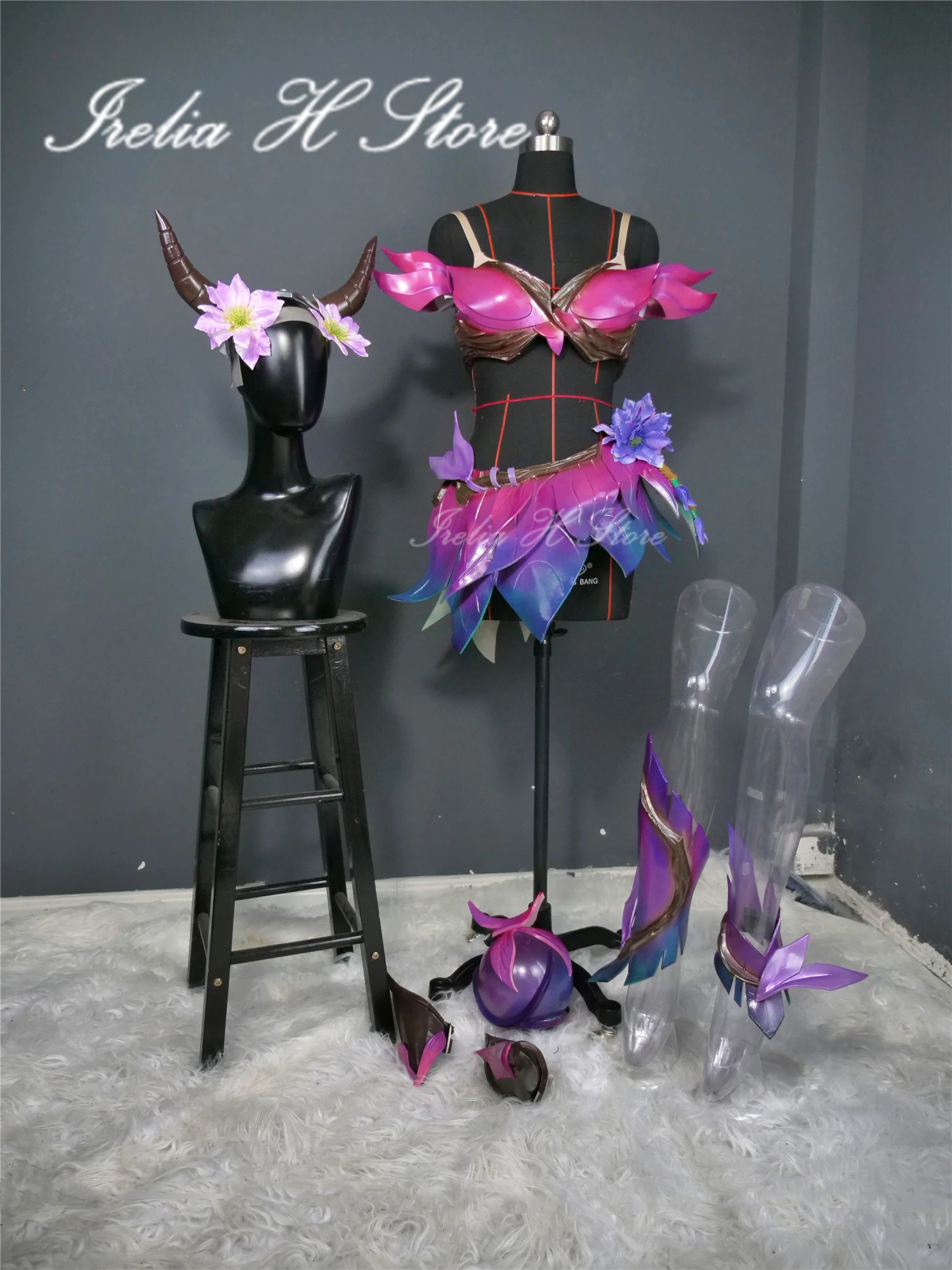 Irelia H Store the Nine-Tailed Fox LOL Elderwood Ahri Косплей Костюм для женщин Нестандартный размер два