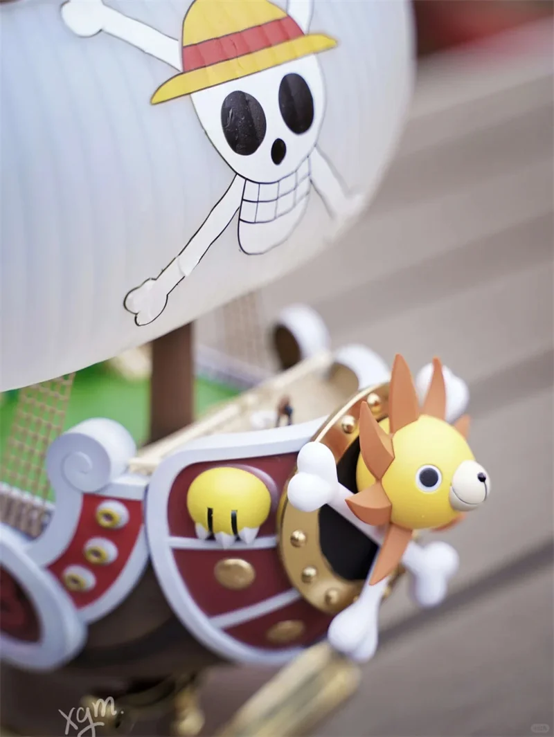 Экшн-фигурки из ПВХ аниме Тысяча солнухов