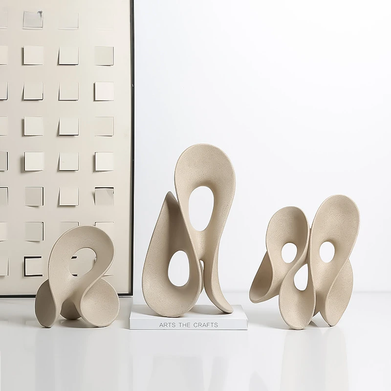 Абстрактные скульптуры из канифоли