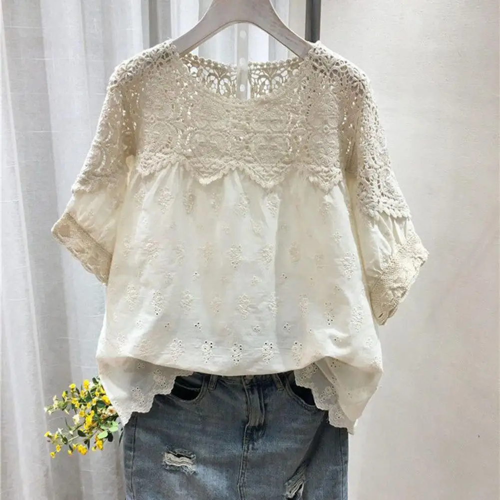 

Cotton embroidery hollow short-sleeved shirt female 2023 summer new Korean design sense of fashion temperament casual tops