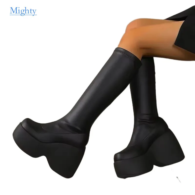 Женские осенние ботинки до щиколотки больших размеров новинка 2024 кожаные