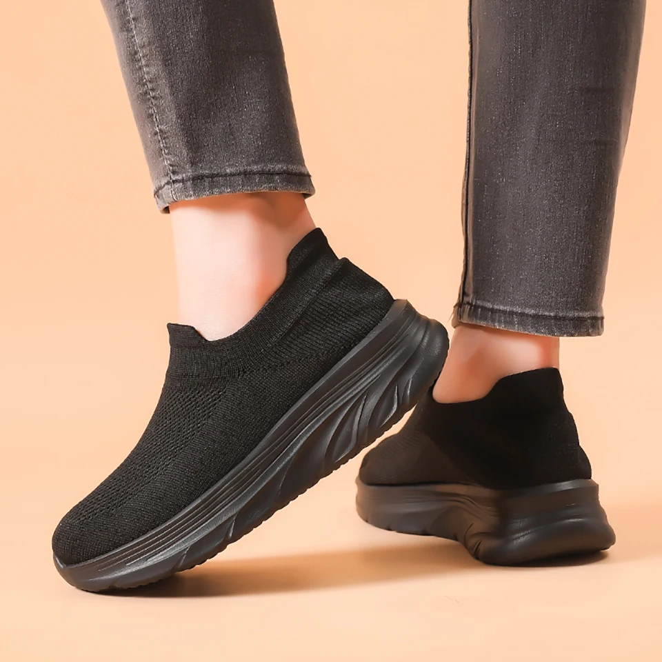 Loekeah Slip On Knitting Sock Casual Shoes Breathable Walking Shoes Lightweight Loafers Fashion Footwear For Women Jogging