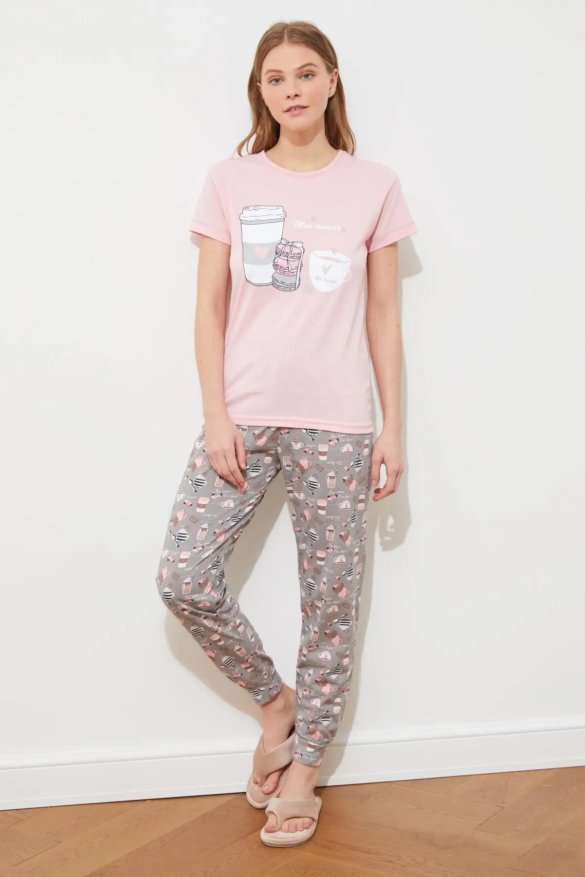 Trendyol Printed Knitted Pajamas Set THMSS21PT0840