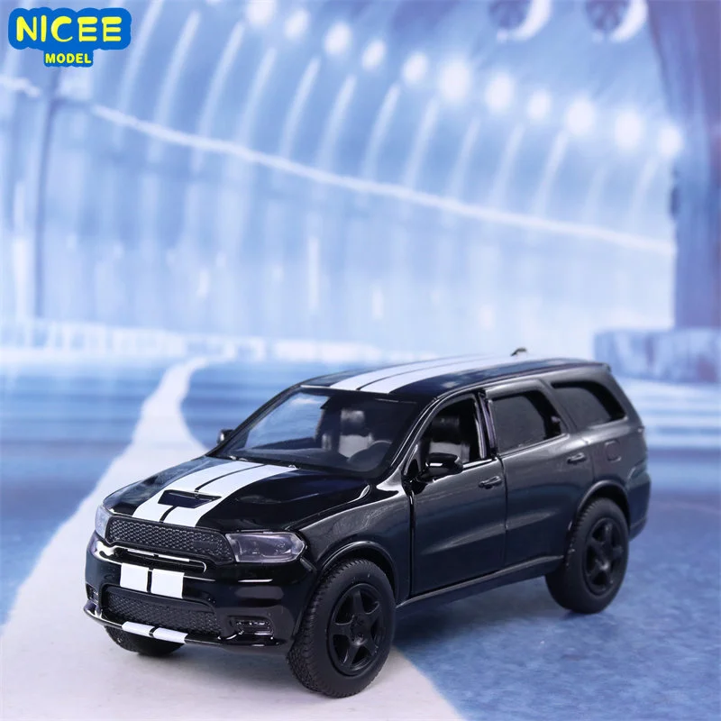 

1:36 Dodge Durango SUV High Simulation Diecast Car Metal Alloy Model Car Children's toys collection gifts E176
