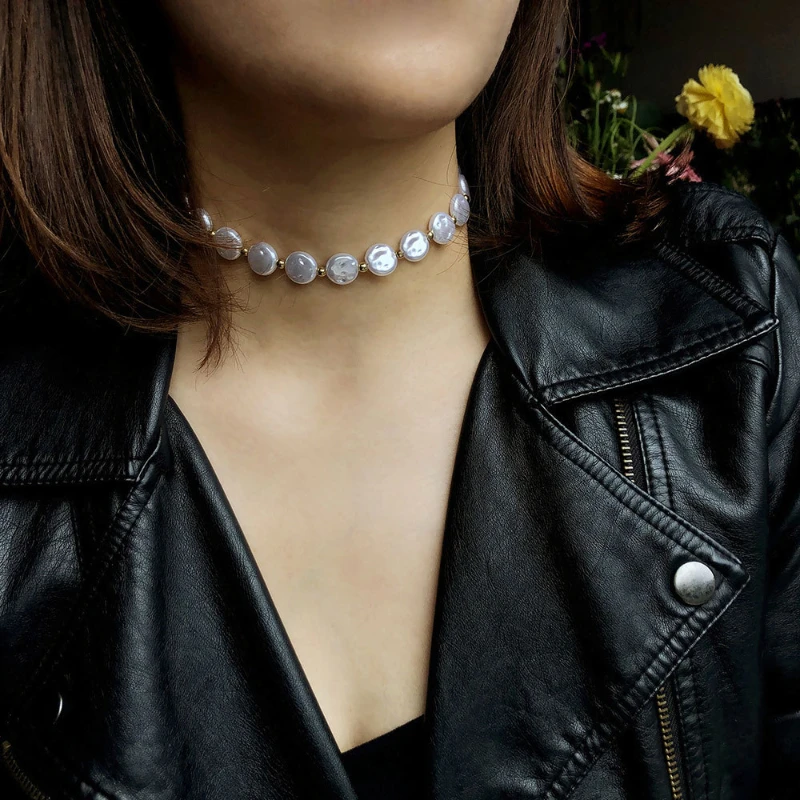 

Baroque Pearl Choker Necklaces for Women Girls Handmade Gold Bead Strand Bohemian Necklace Vintage Party Beach Jewelry Gift