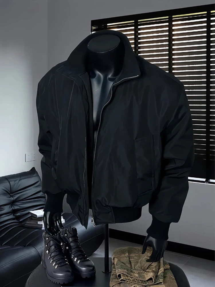 Темно-синяя куртка-бомбер. Мужская стеганая куртка с воротником-стойкой в