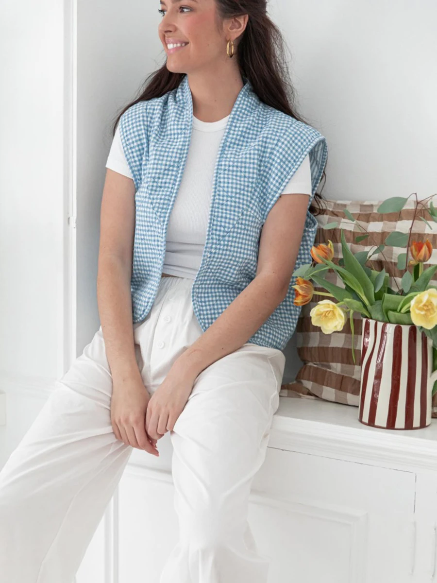 Женский клетчатый жилет с открытым передом легкий кардиган без рукавов на лето и