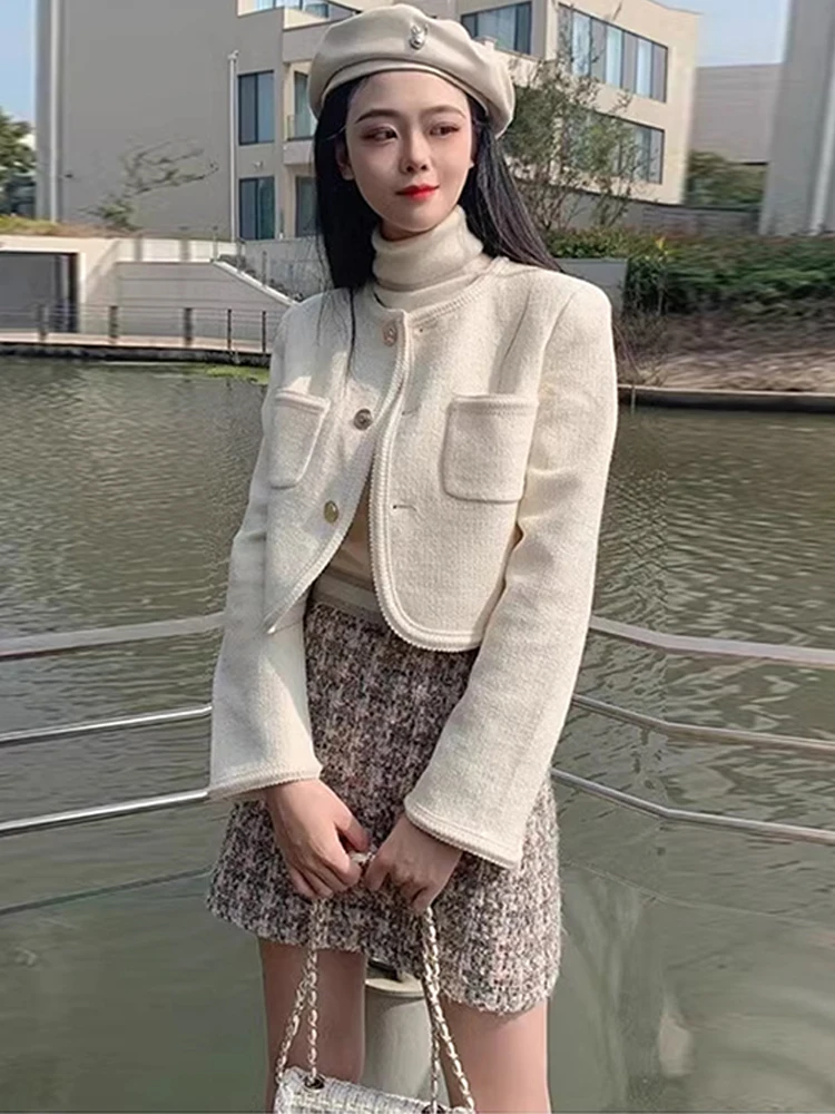 Изящное короткое пальто Counter Same Sle для женщин 2024 Xiao Teng Amashi Yue новый флисовый топ с