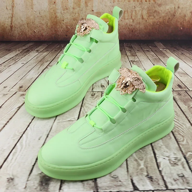 

High top leather shoes for men's 2023 new fashion bright leather youth comfort trend features leather boots for men's boots