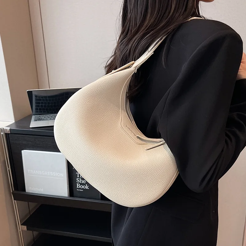 

High Quality PU Leather Shoulder Bags For Women 2023 New Simply Underarm Bag Mobile Popular Half Moon Bucket Bag Female Tide