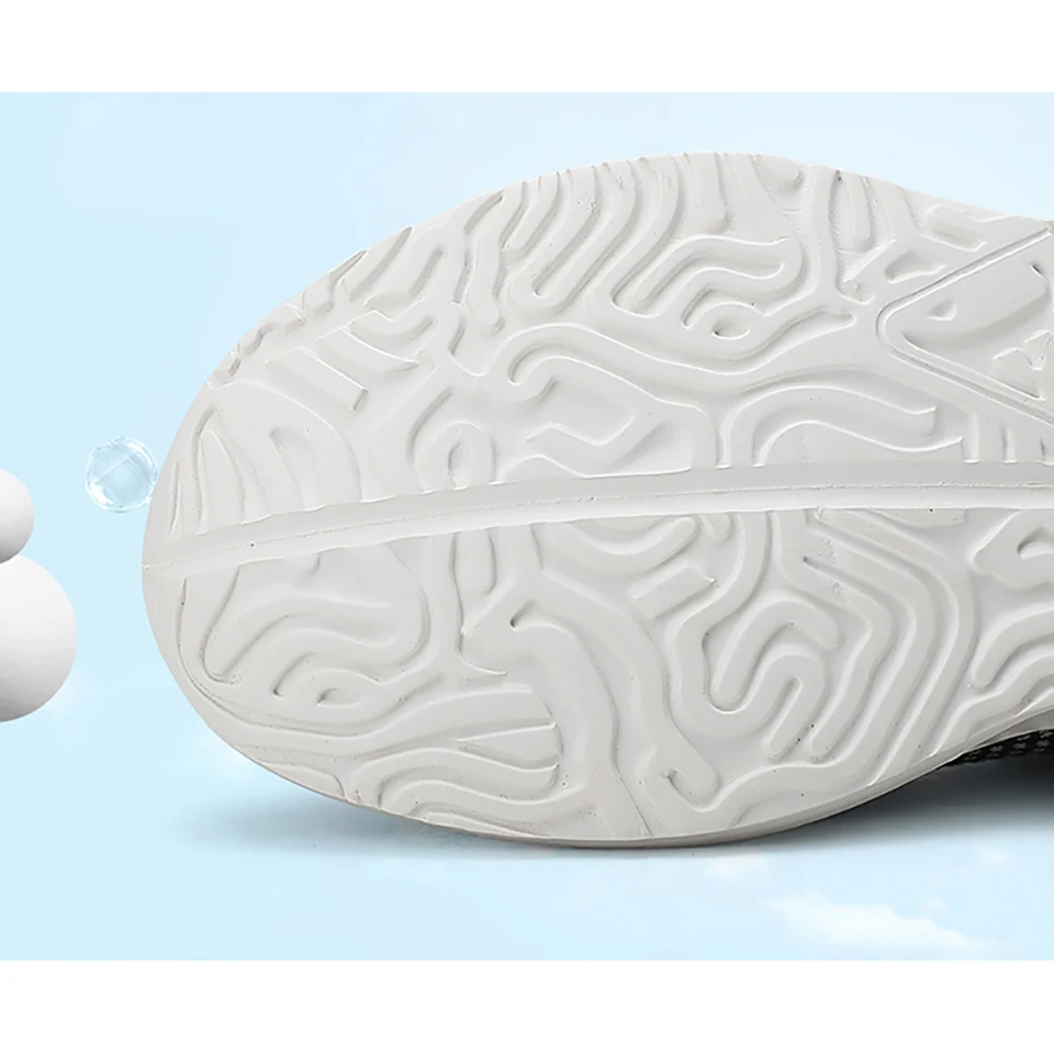 Loekeah Men Walking Shoes Women Casual Shoes Slip-on Breathable Socks Footwear Non-slip Outdoor Trendy Mesh Sneakers Flats