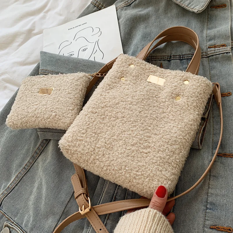 

Новые сумки для женщин, новинка 2021, стильная плюшевая сумка-мессенджер высокого качества, Повседневная брендовая подходящая ко всему Сумка-...