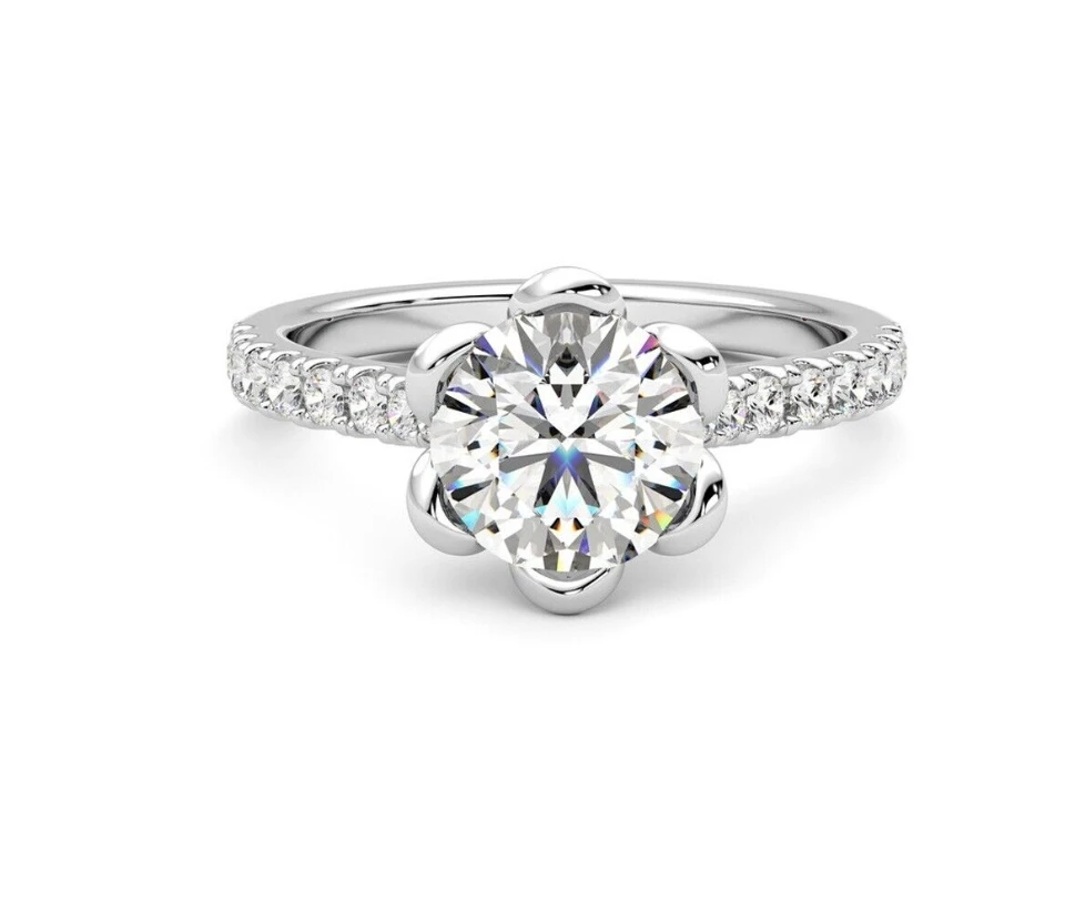 Женское кольцо с бриллиантами 14 к сертификацией