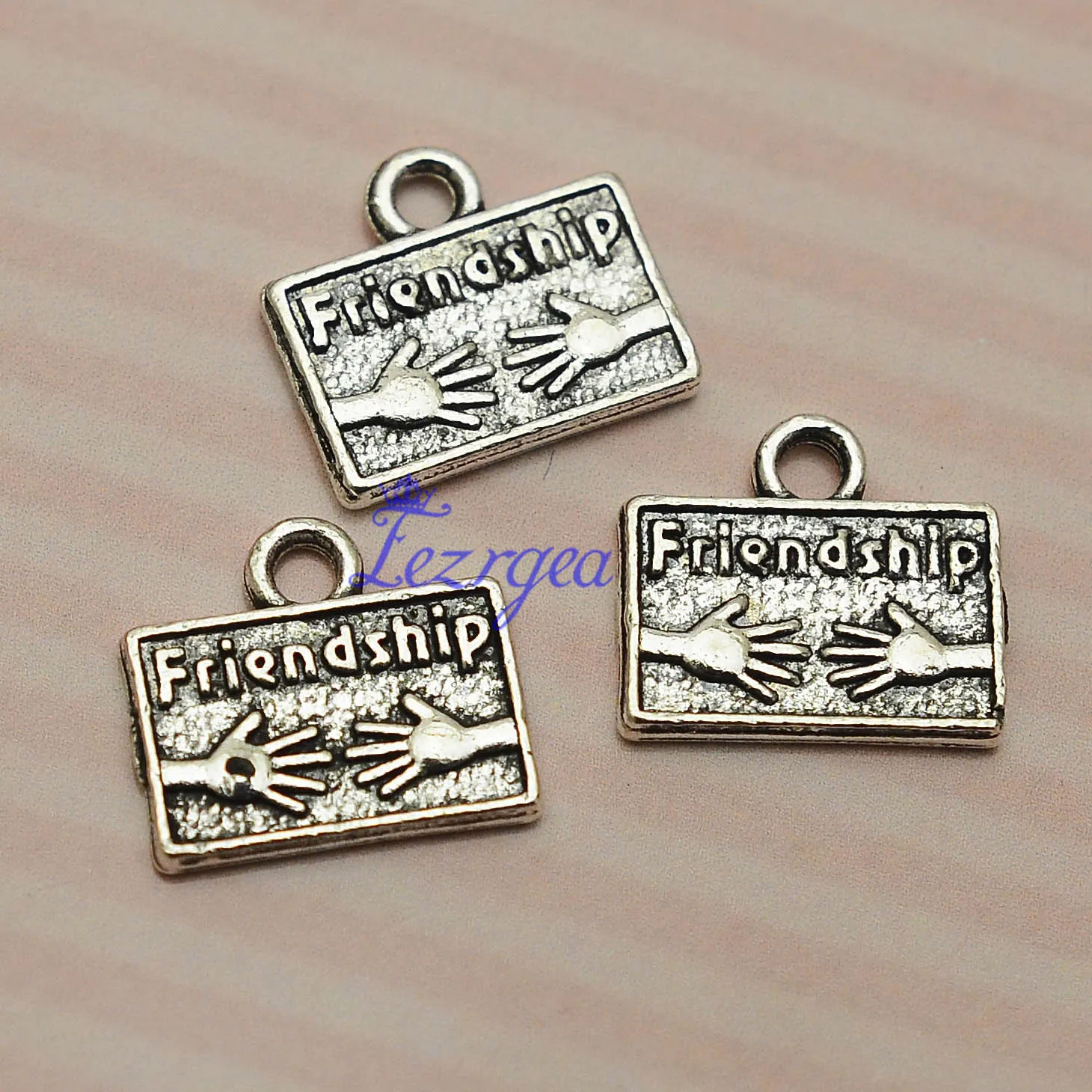 

30pcs/lot--15x13mm Antique Silver Plated Friendship with Hands Charms Best Friend BFF Pendants DIY Supplies Jewelry Accessories