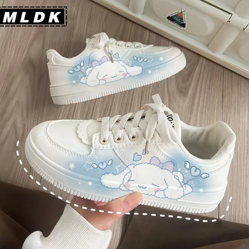 

Sanrio Cinnamoroll Kuromi Spring Autumn Women's Casual Shoes Ventilate Non-Slip Comfort Soft Light Sneakers Cute Girl Gifts