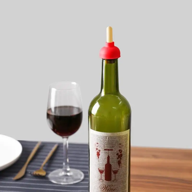 

Creative toilet puller shaped wine bottle stopper Home red wine bottle stopper Sealed wine stopper lid food grade material
