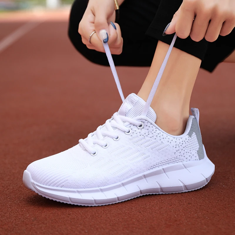 

Брендовые массивные дизайнерские роскошные кроссовки 2022, Брендовые женские вулканизированные туфли Sneakersy, женские туфли дерби розового цв...