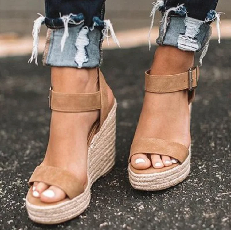 

Beige Heeled Sandals 2022 Women's Open Toe Low-Heeled Shoes With Strap Clogs Wedge Buckle Large Size Black New Fashion Peep Low-